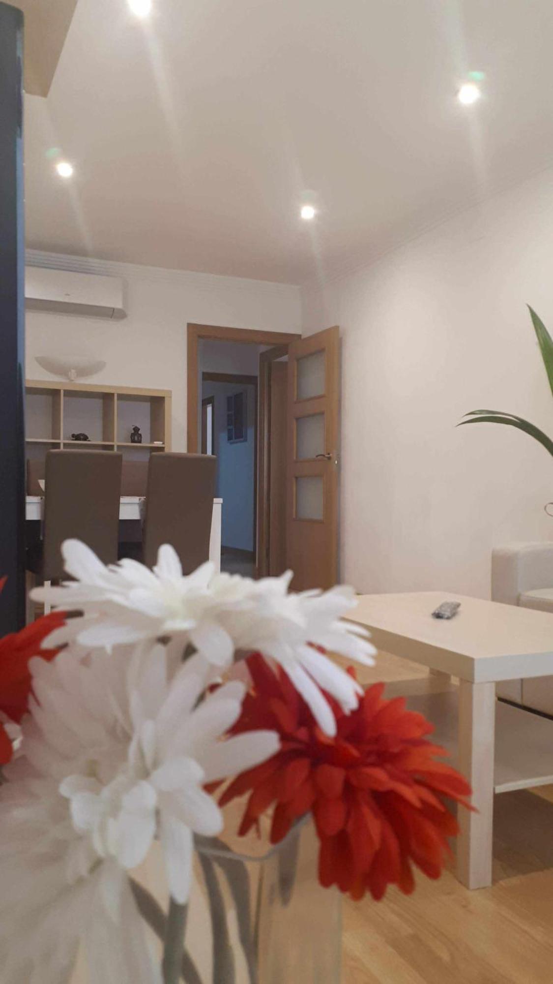 דירות Viladecáns Laura House The Style Airport Bcn מראה חיצוני תמונה