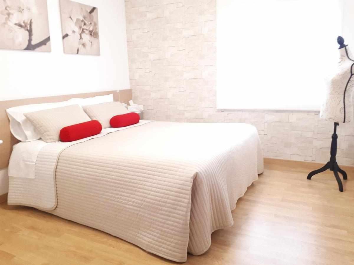 דירות Viladecáns Laura House The Style Airport Bcn מראה חיצוני תמונה